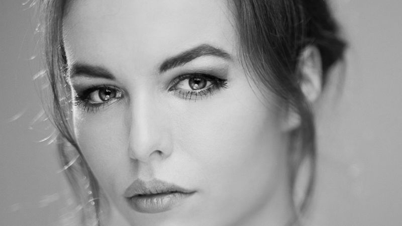 Ekstraordynaryjne portrety kobiet autorstwa Marcina Wajdy 1