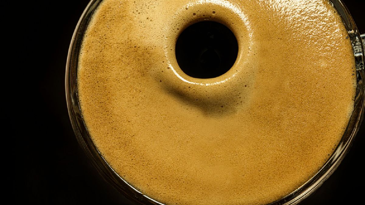 Picie zbyt dużej ilości kawy zwiększa ryzyko demencji. Nowe badania