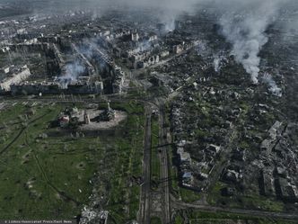 Porażające zdjęcia z Ukrainy i Syrii. Oto zniszczenia spowodowane przez Rosję