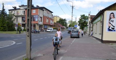 Rowerzysta nie musi korzystać z drogi dla rowerów? Kontrowersyjny wyrok sądu