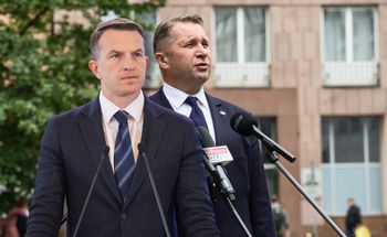 Rzecznik rządu uderza w Czarnka. "Mieli na to 8 lat"