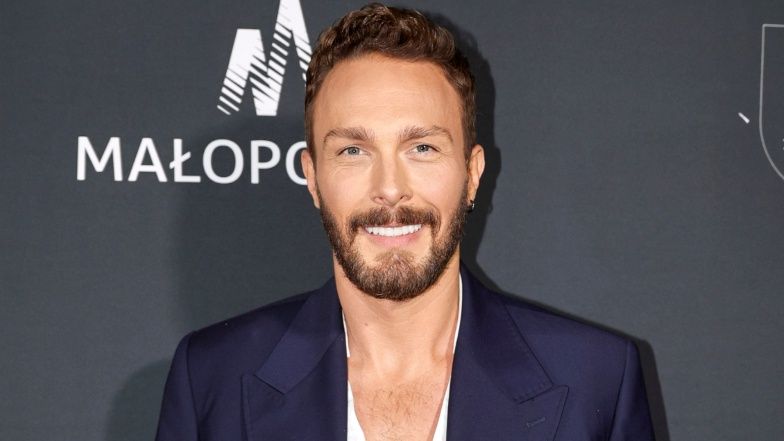 Pozbawiony brody Sławek Uniatowski chwali się wakacyjnymi fotkami z SYNEM