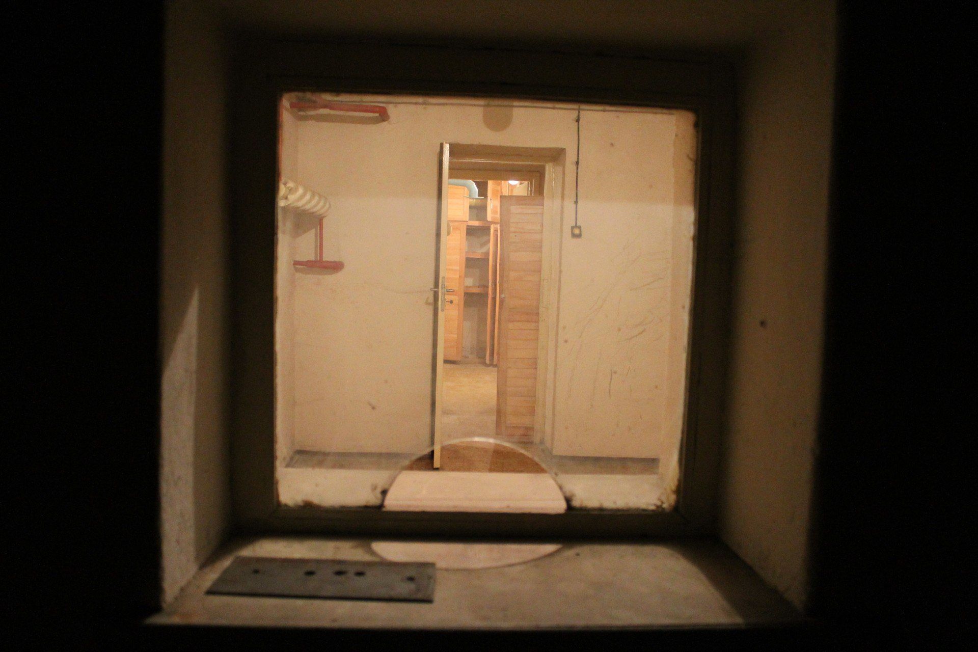 Schrony i miejsca ukrycia w Polsce