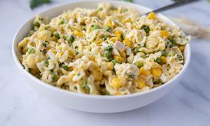 Wszyscy pytają o ten jeden składnik. Ekspresowa sałatka pasuje na każdą okazję