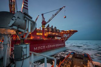 Rosyjska promocja na ropę. Indie wznawiają zakupy