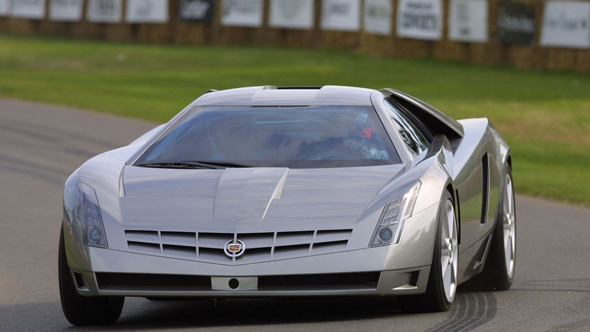 Cadillac Cien (2002)