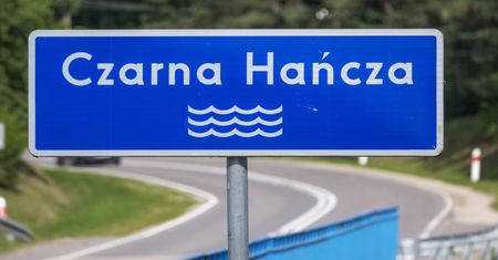 Czarna Hańcza i jezioro Wigry zanieczyszczone. Sprawę bada policja