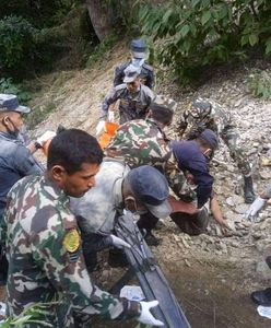 Tragiczny wypadek w Nepalu. Autobus runął w przepaść. Zginęło ponad 30 osób