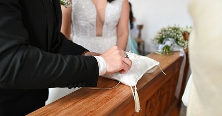 Uważają, że "żona ma słuchać męża". Wśród zetek to już trend