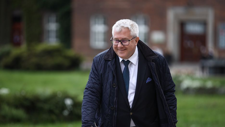 Ryszard Czarnecki odpowie przed sądem za sfałszowane kilometrówki związane z podróżami służbowymi do europarlamentu