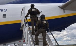 Polka próbowała uciec do Wielkiej Brytanii. Została zatrzymana na lotnisku