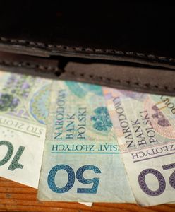 Polacy oszczędzają na czarną godzinę? Wyniki badania