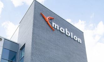 Szczepionka Novavax bardzo skuteczna. To polski Mabion ma ją produkować. Akcje w górę