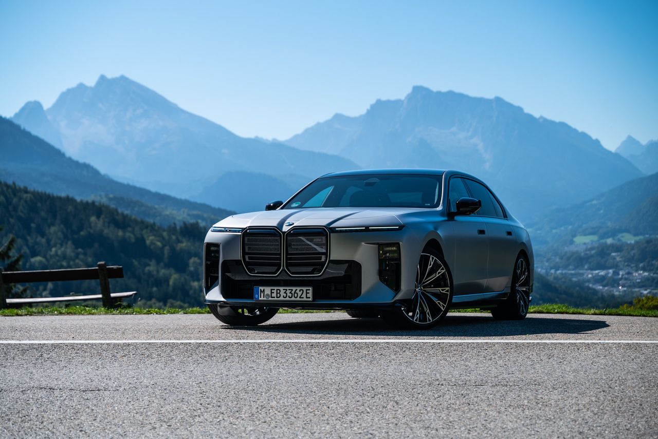 Nowe BMW serii 7 to czysty luksus na kołach. Z tego samochodu nie chce się wysiadać