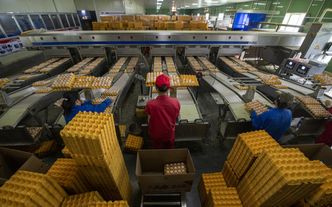 UE zaciągnie "hamulec bezpieczeństwa" w handlu z Ukrainą. Dotyczy jaj i cukru