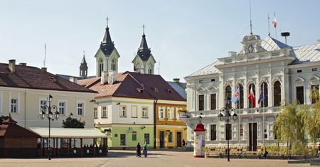 Polskie miasto wstrzymuje wypłaty urzędnikom. "Chaos w finansach"