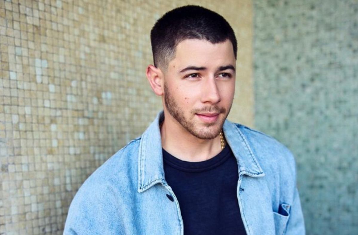 Nick Jonas fled the stage during a concert in Prague.