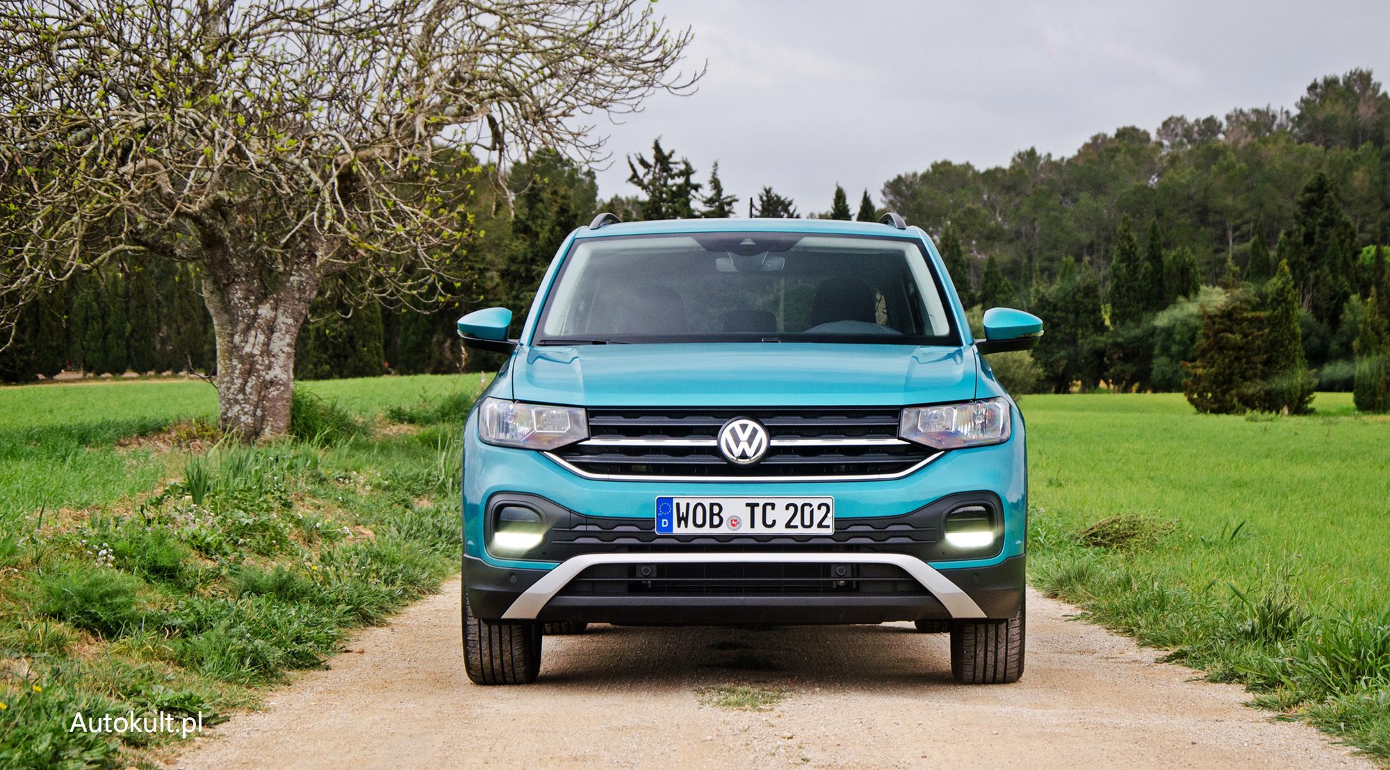 Volkswagen T-Cross wygląda dość muskularnie jak na swoją klasę i wymiary