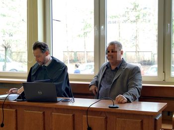 Wmawiał chorym na raka, że są zdrowe. Kobiety zmarły. Zapadł wyrok