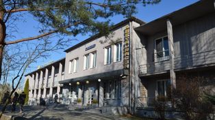 Radni Stalowej Woli zdecydowali o sprzedaży zabytkowego hotelu i restauracji Hutnik