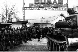 Wrocław. Wojna polsko - jaruzelska. Niebieskie koguty, czołgi i nocne wizyty