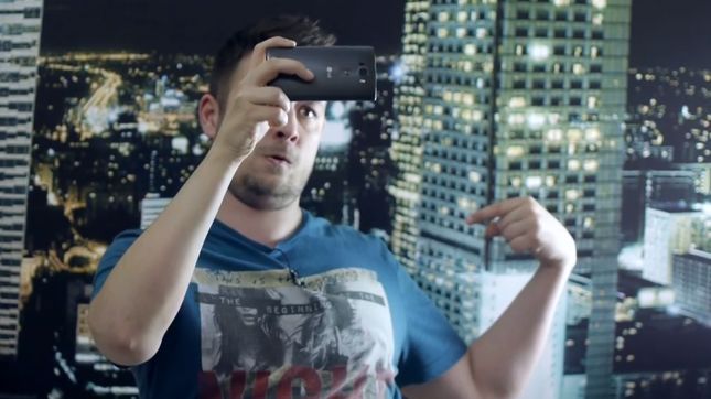 Tech Week #6: Facebook, pieniądze i piersi. A do tego śpiewający Zbyszek! 1