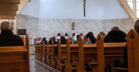 Nowe modlitwy za papieża w polskich kościołach. Arcybiskup podał treść