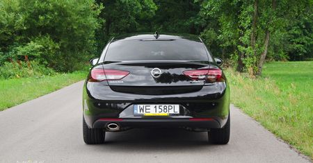 Opel Insignia do serwisu. Może dojść do zatarcia turbosprężarki