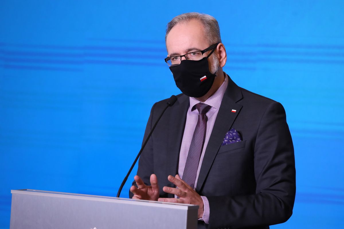 Minister zdrowia Adam Niedzielski apelował o przestrzeganie zasady DDM