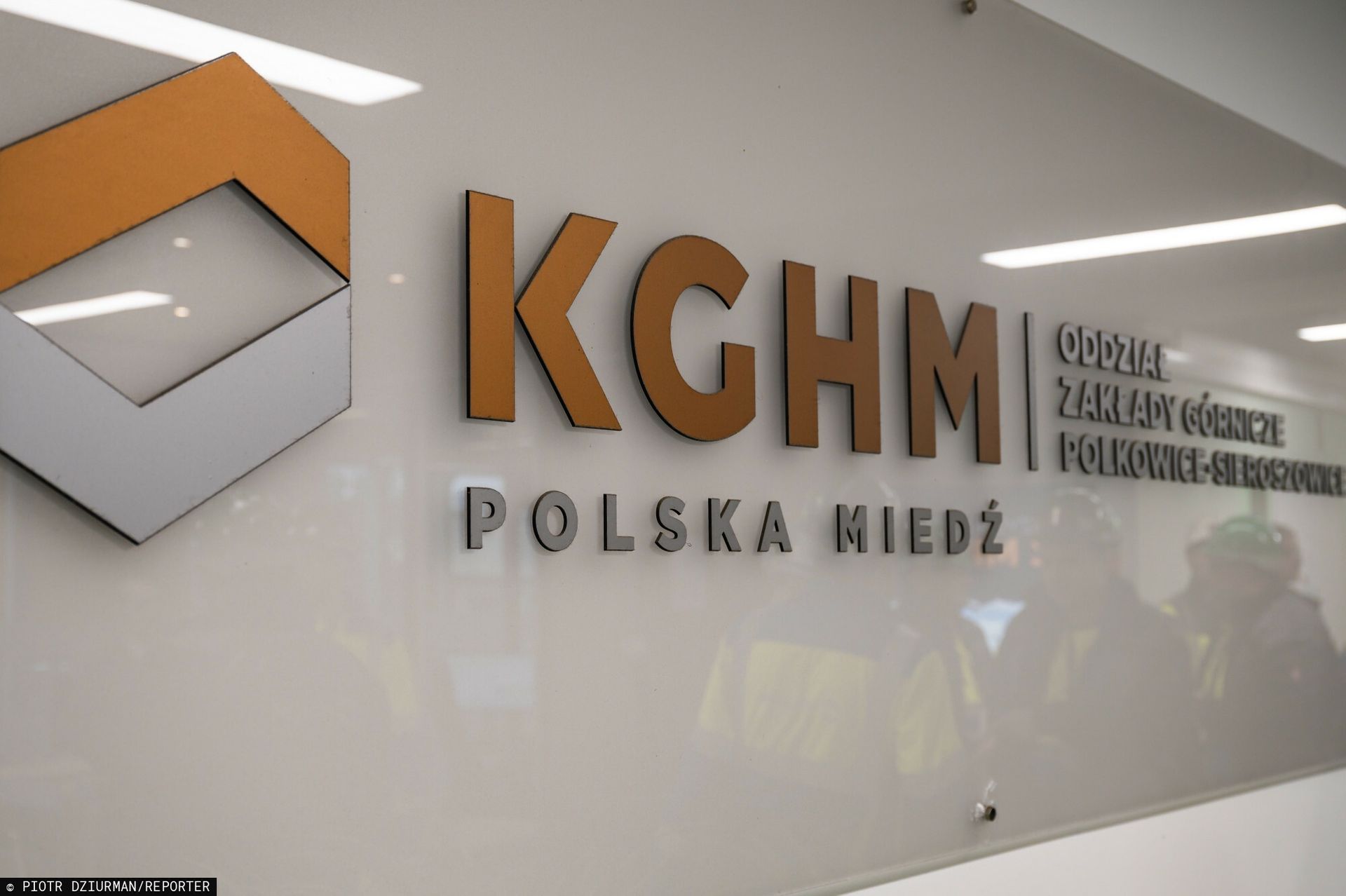 Czwartkowa sesja na GPW: KGHM liderem spadków