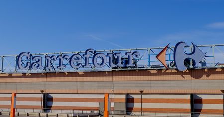 W Dzień Ziemi Carrefour rusza z nową akcją. Sieć odbierze od klientów butelki bezzwrotne bez okazania paragonów
