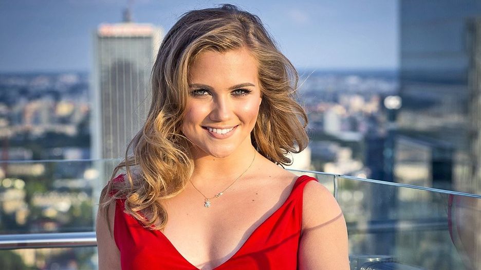 W jubileuszowej edycji, obecnie emitowanej na Polsacie, serialowa Bożenka z Klanu wystąpiła u boku Marcina Rogacewicza. Para nie kryła się z łączących i uczuciem, co nie wszystkim się podobało. W rezultacie Kaczorowska i Rogacewicz pożegnali się z programem już w siódmym odcinku.