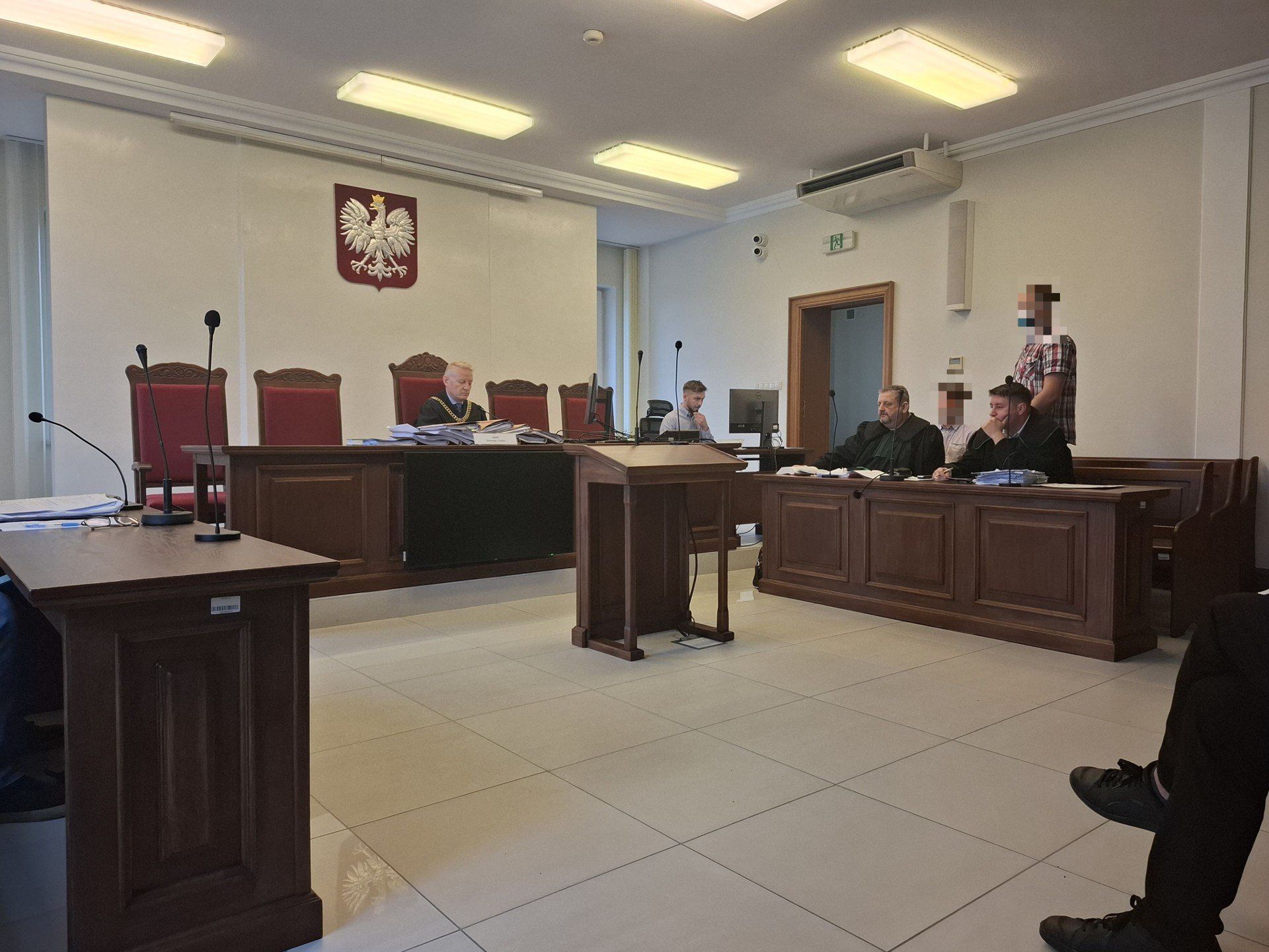 Przed Sądem Okręgowym w Białymstoku zakończył się proces dwóch mężczyzn oskarżonych o nieuprawnione nadanie sygnału radiowego