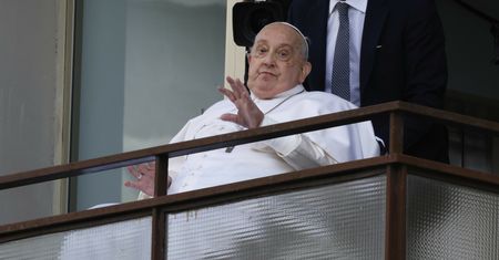 Papież w zbyt dużym stopniu skorzystał z władzy? "Wiele wątpliwości"