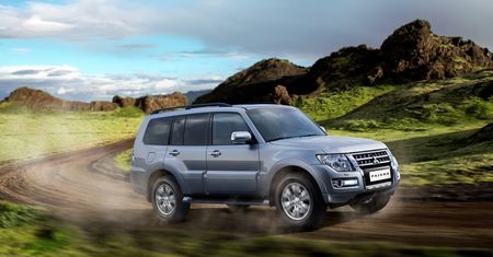 Odświeżone Mitsubishi Pajero [wideo]