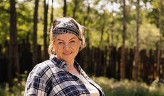 Polsat prezentuje kolejne uczestniczki „Farmy”, wśród nich rolniczka zajmująca się hodowlą drobiu