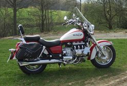 Honda Valkyrie: stylowy brat Gold Winga