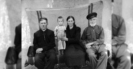 Historyczne zdjęcia z ZSRR odnalezione w opuszczonym domu