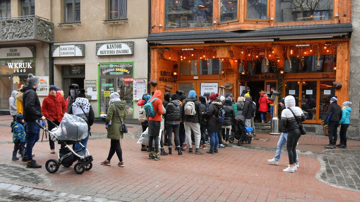 Firmy z sektora usługowego, w tym restauracje, nie narzekają na 