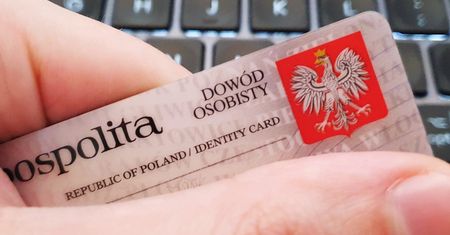 PKO Bank Polski przypomina: blokada konta za nieważny dowód