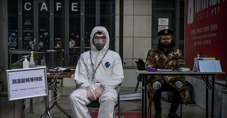 Koronawirus z Pekinu jest inny. Pochodzi z Europy
