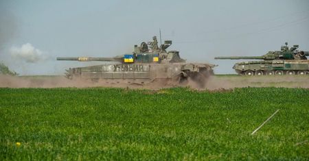 Ukraińcy z własną "paradą zwycięstwa". Były na niej zdobyczne czołgi