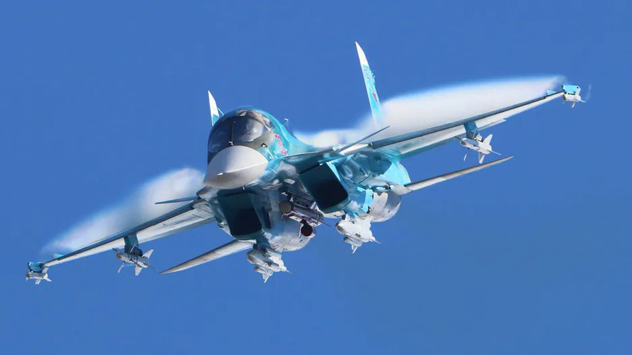 Su-34 bomber - illustrative photo