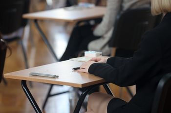 Pisemne egzaminy dojrzałości już za nami. Maturzyści mają jeszcze do zaliczenia egzaminy ustne.