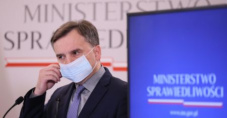 Sondaż. Polacy o sądownictwie. Ziobro nie będzie zadowolony