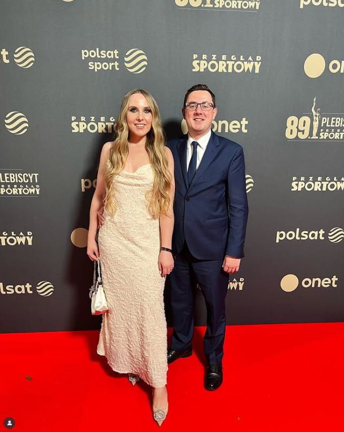 Miłosz Motyka z żoną