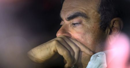 Carlos Ghosn wraca za kratki po miesiącu na wolności. Nowe zarzuty, nowe fakty