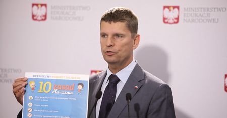 Nowy rok szkolny zostanie przełożony? Dyrektorzy szkół zaskoczeni decyzją