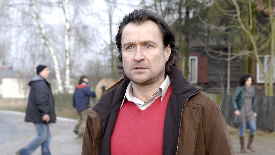 Jacek Kawalec na planie serialu "Ranczo" w 2007 r.