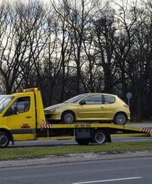 Protest "laweciarzy". Nie chcą podwyżki akcyzy na sprowadzane auta